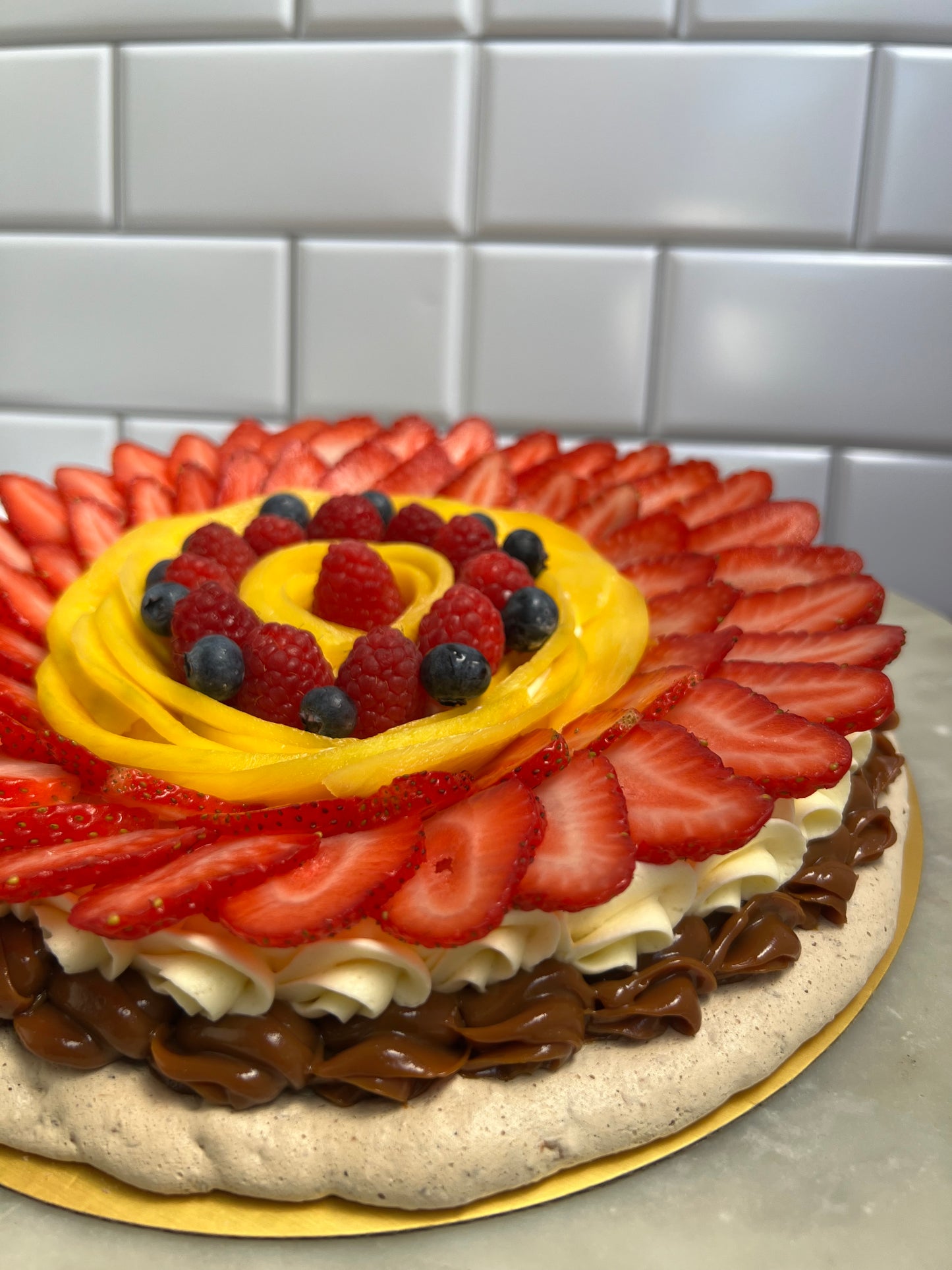 Mango Pavlova