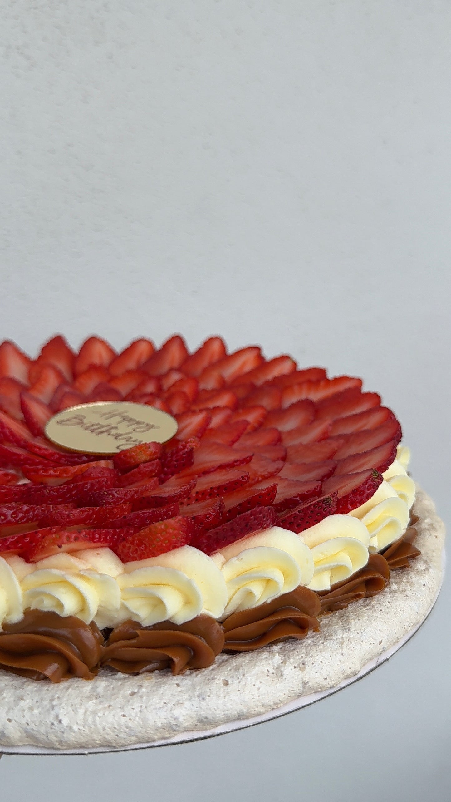 Classic Pavlova