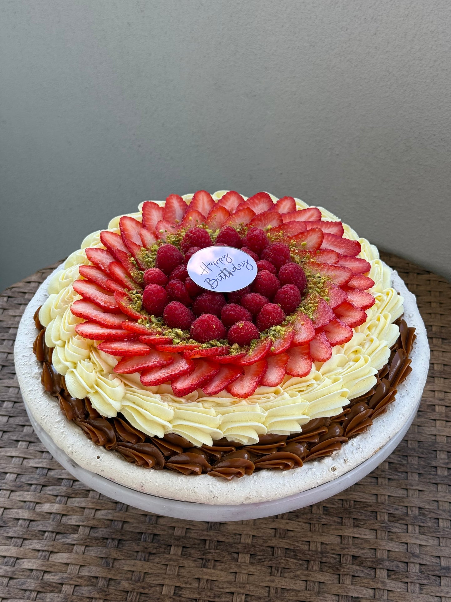 Pistachio Cakelova