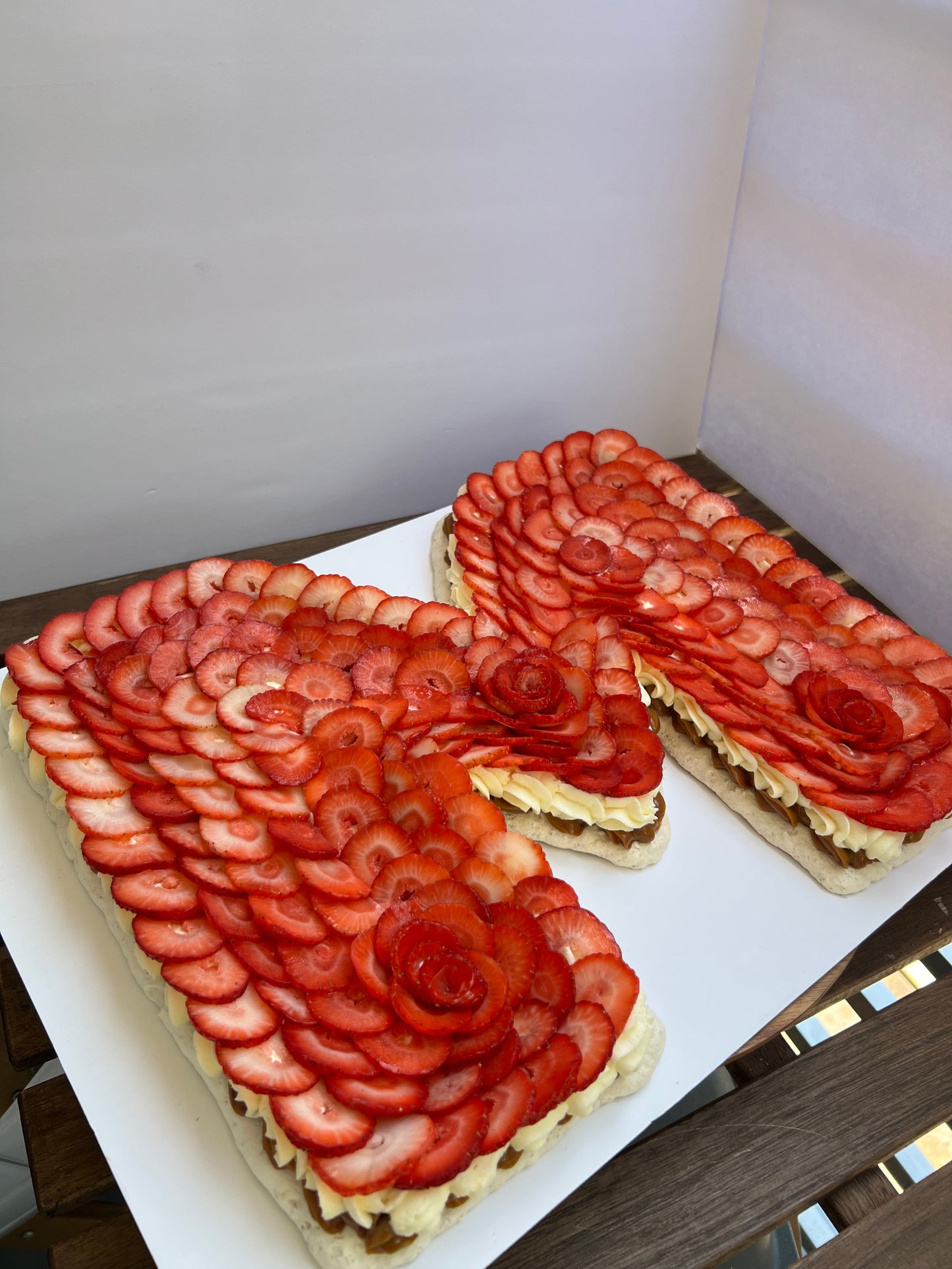 Jumbo One-Digit Pavlova