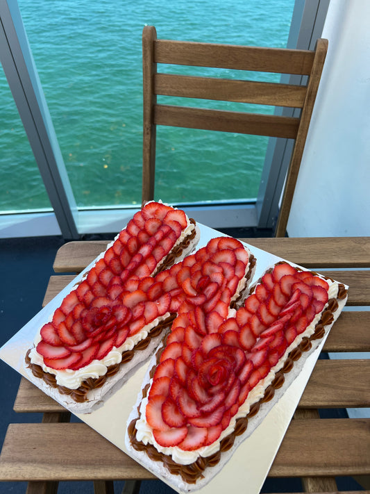 One-Digit Pavlova