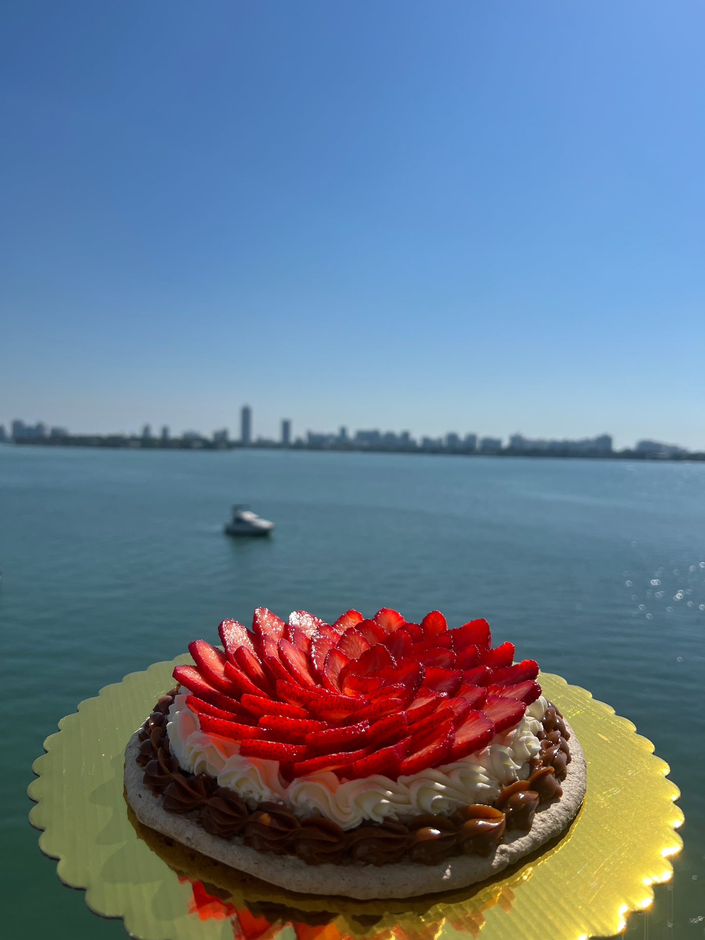 Classic Pavlova