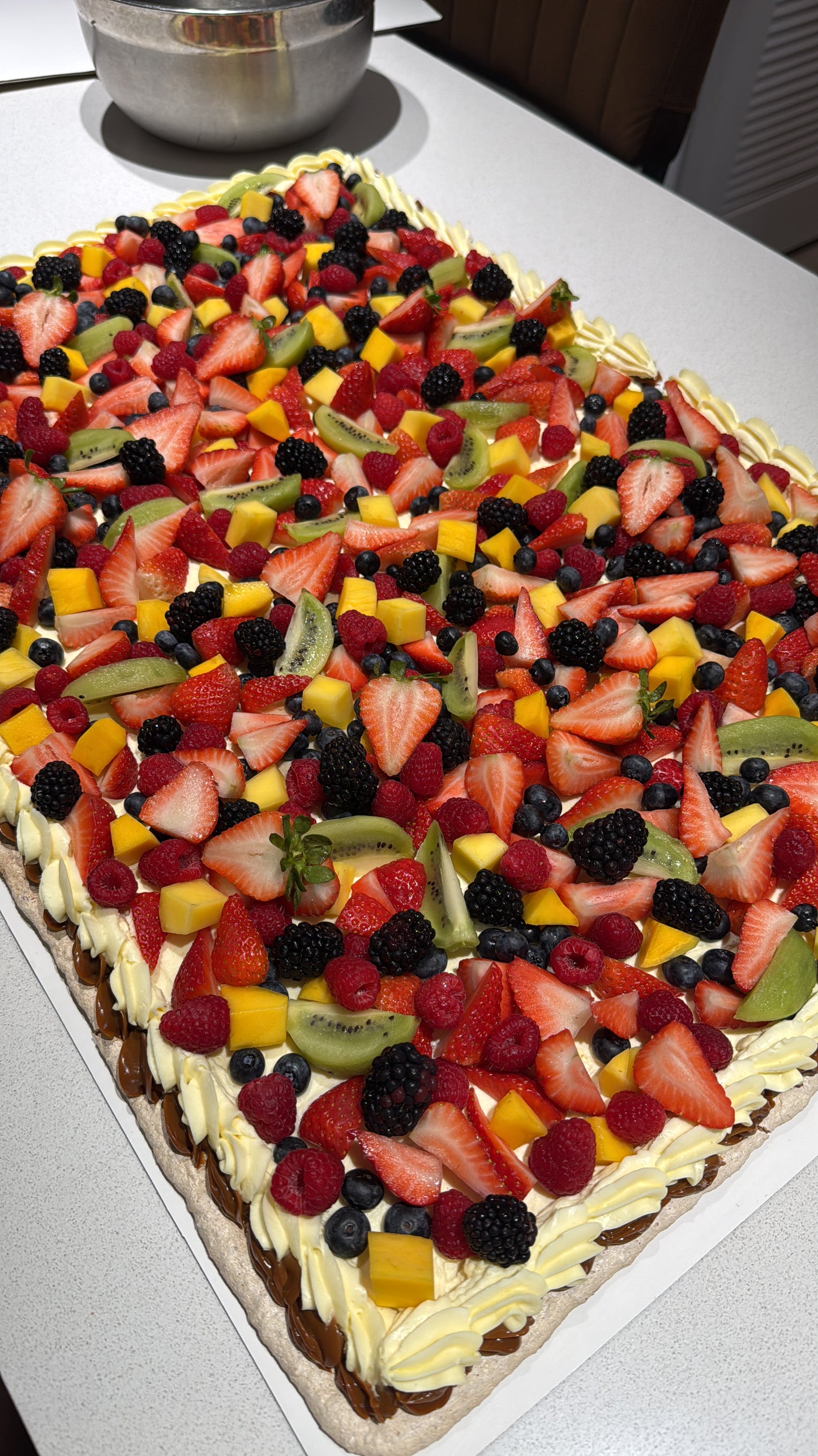 Pavlova Mix Fruits