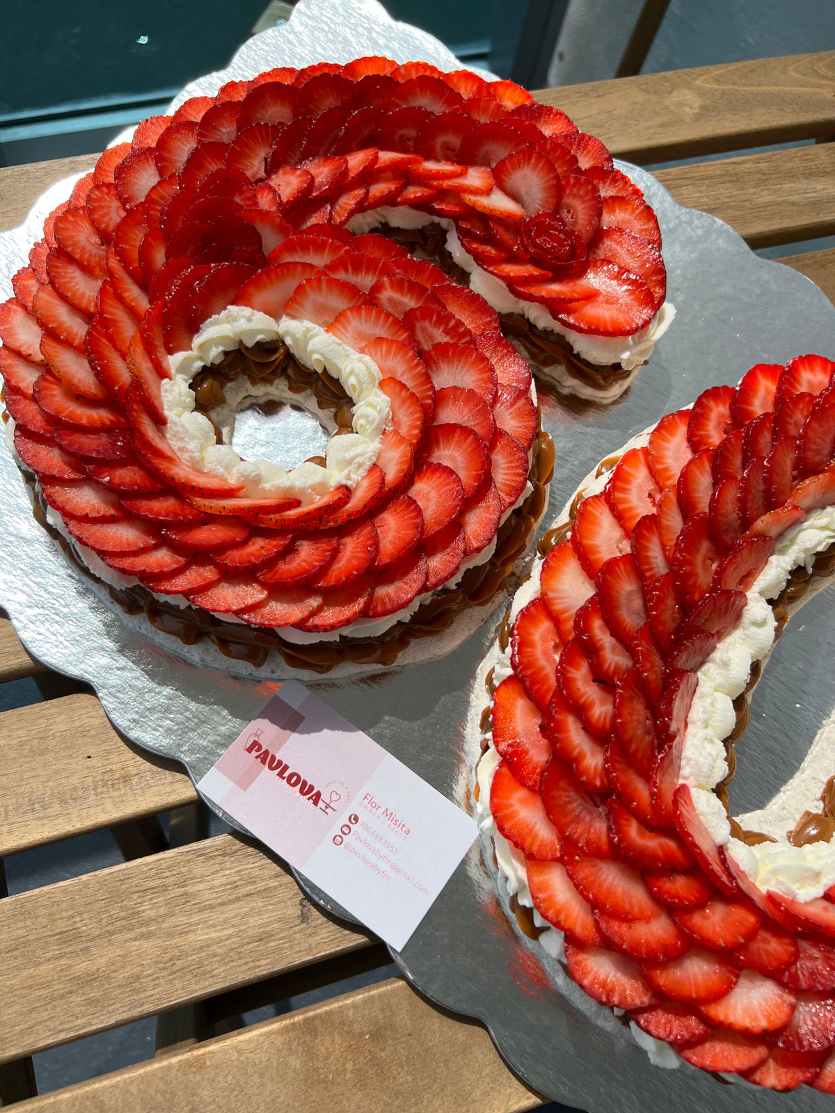 Two-Digit Pavlova · 40 portions – Pavlova by FM Miami