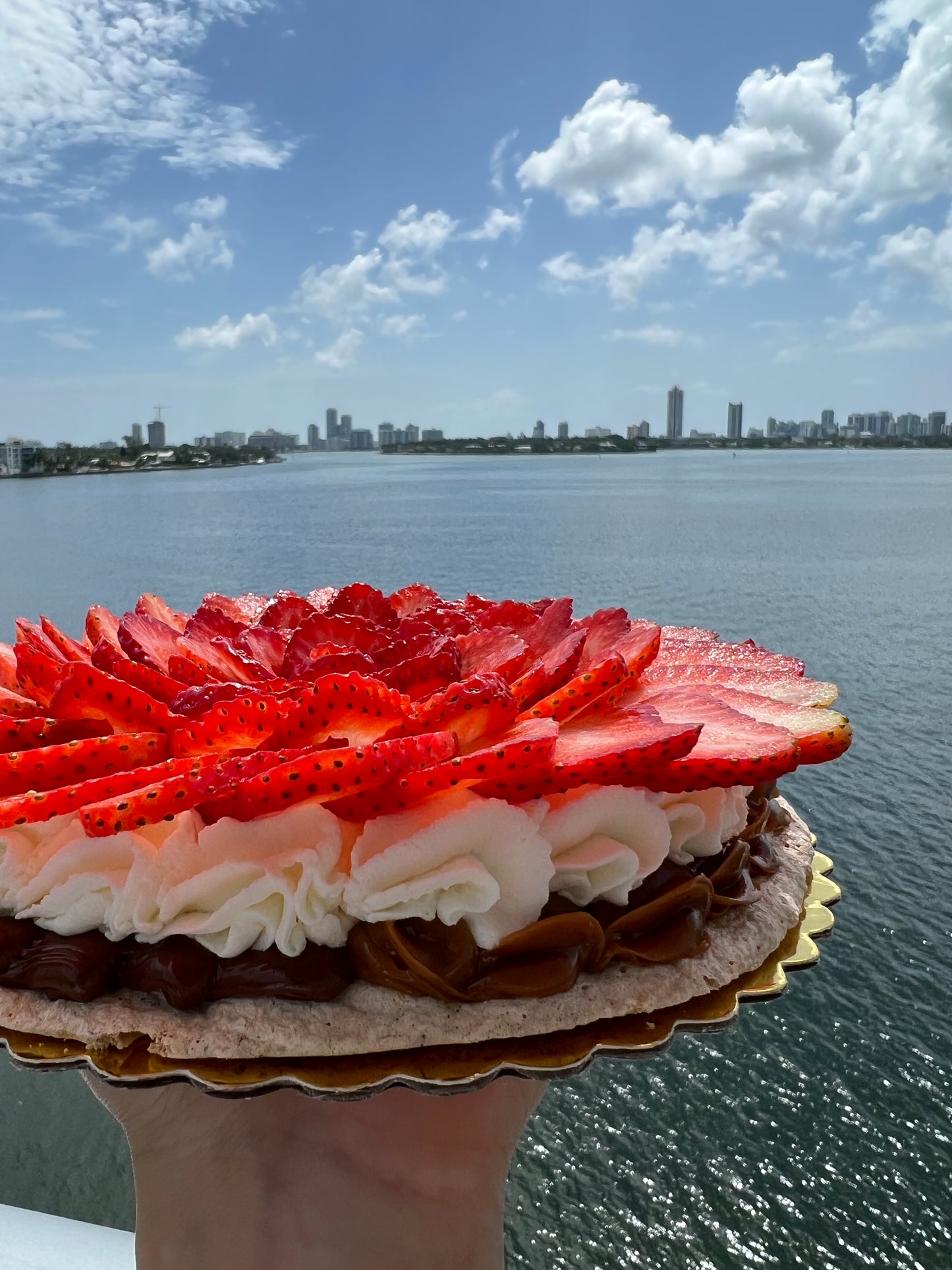 Half and Half Pavlova