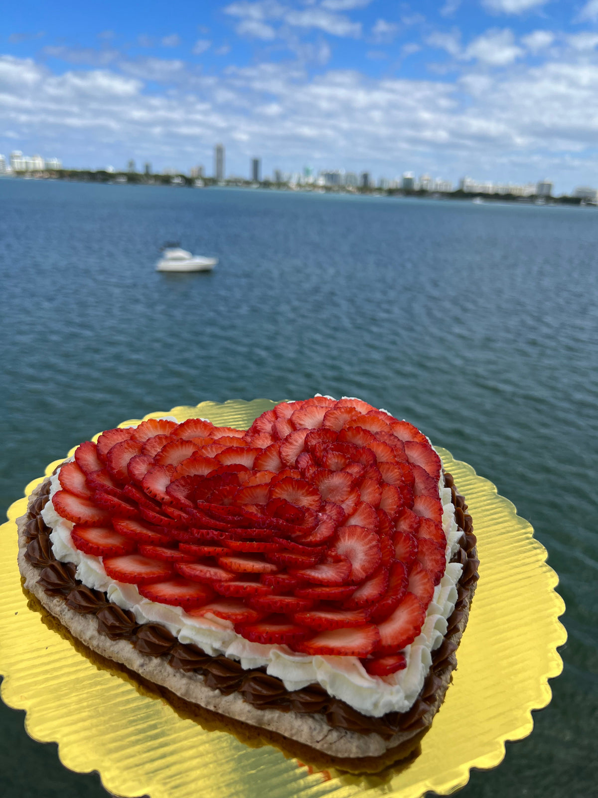 Heart-shaped pavlova by Pavlova by FM in Miami